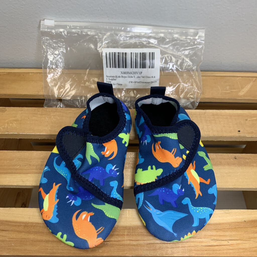 8-8.5: Water Shoes - Dino (size 24/25) NWT