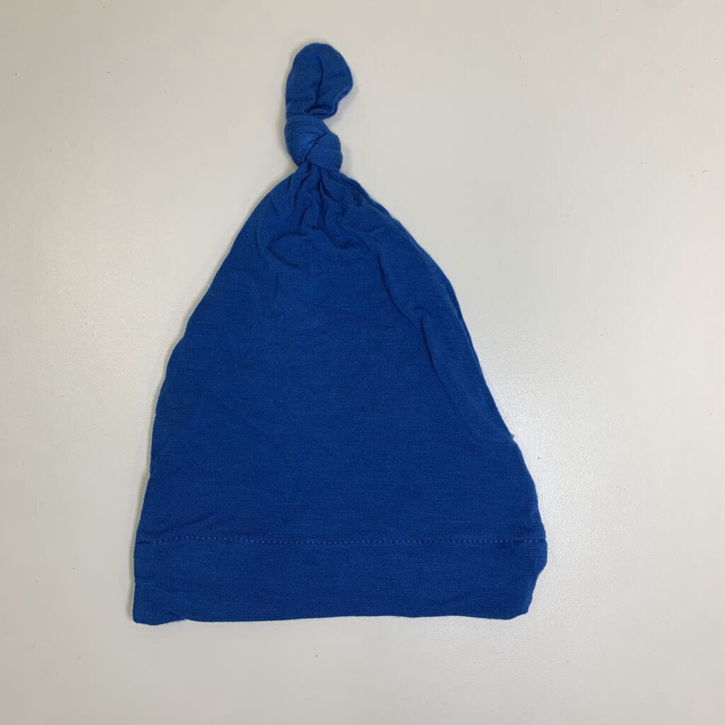 0-3M: Knotted Cap