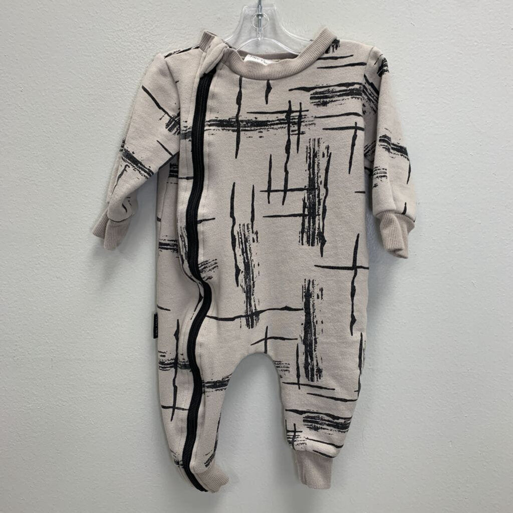 6-9M: Sketch Lines Romper