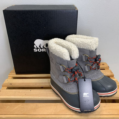 9: Yoot Pac Waterproof Boots NIB