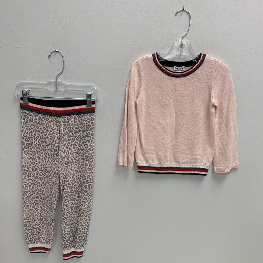 4T: Sweater w/ Striped Collar & Bottom & Animal Print Pants