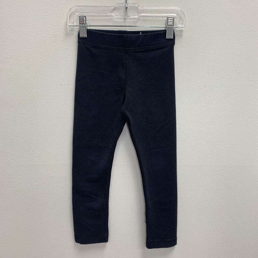 3: Leggings