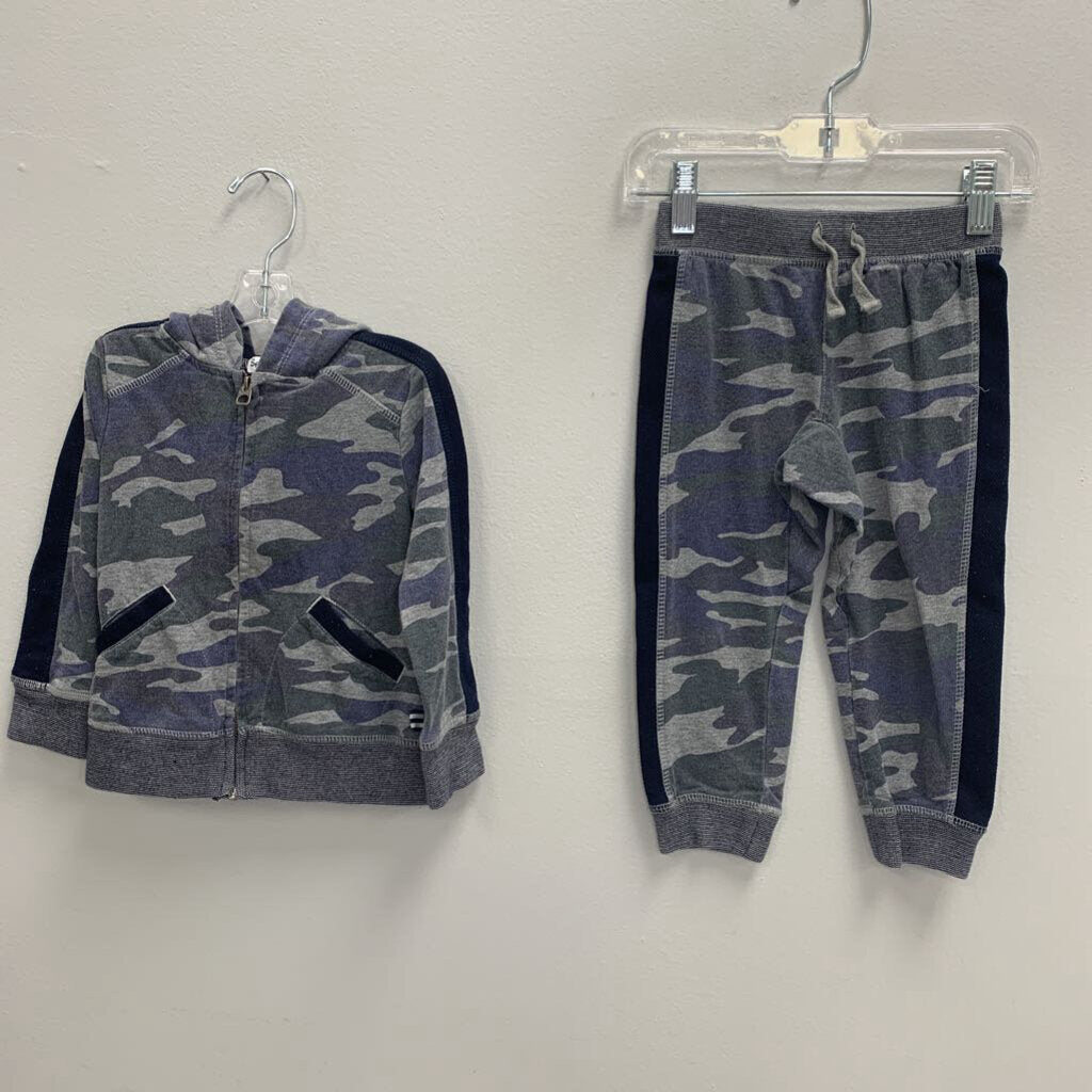 2T: Camouflage Zip Hoodie + Jogger Pants