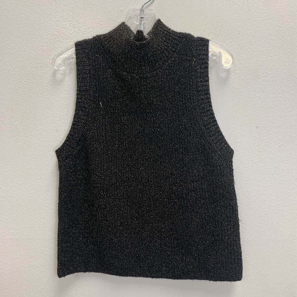 9-10: Cropped Mock Turtle Neck Sleeveless Knit Top