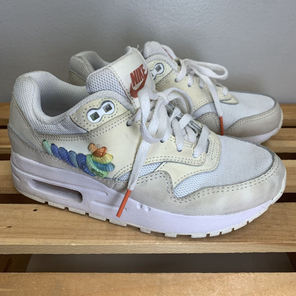 1: Air Max 1 SE EasyOn PS Rainbow Lace Swooch