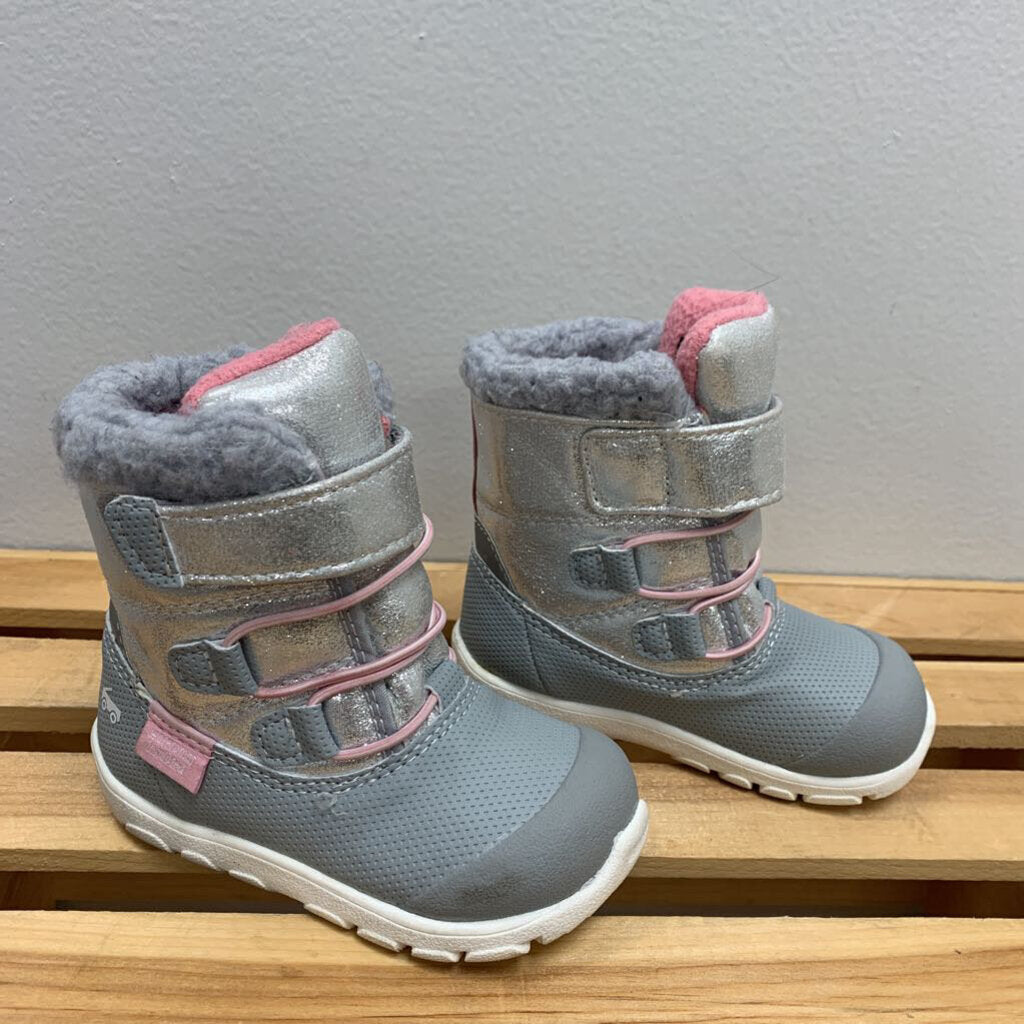 6: Gilman Waterproof Insulated Boots - Silver Shimmer