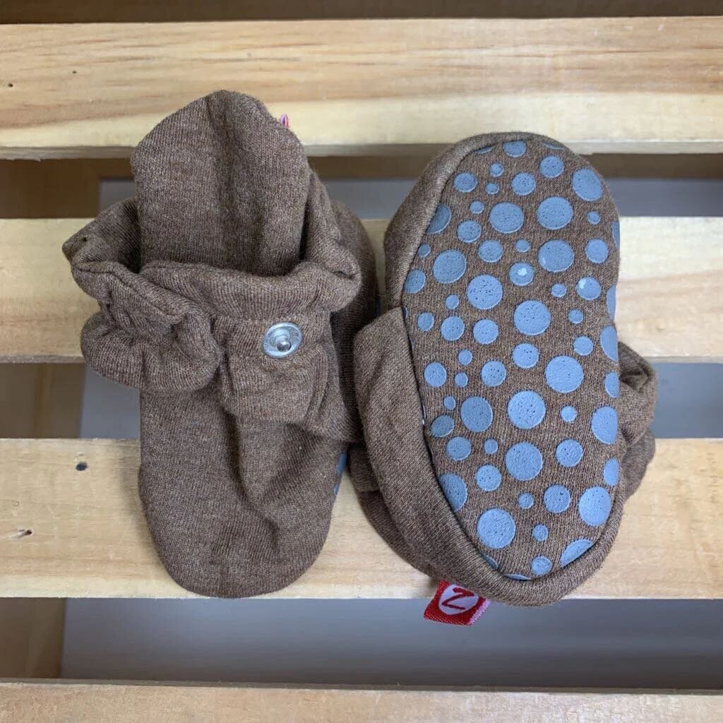 6M: Crib footies