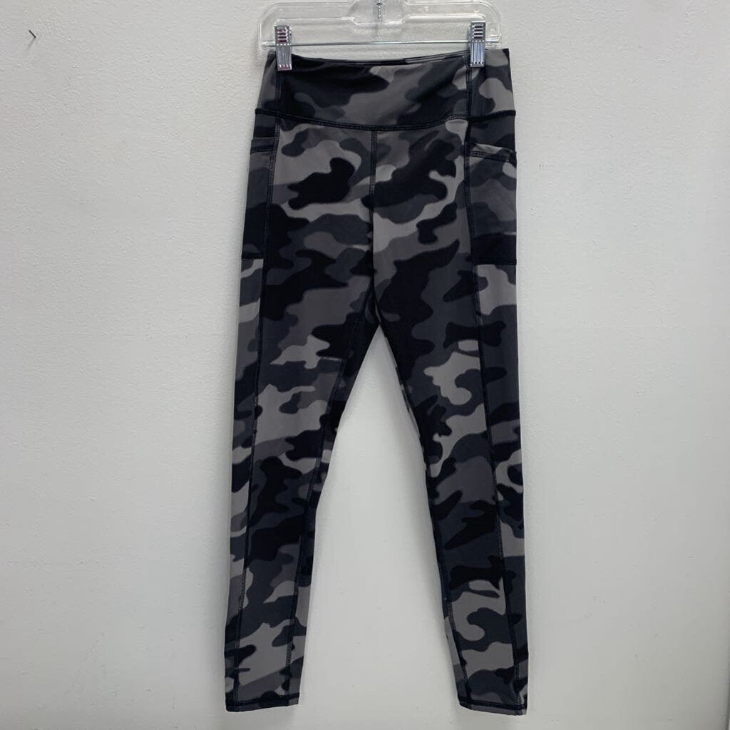 10-12: Camo Leggings