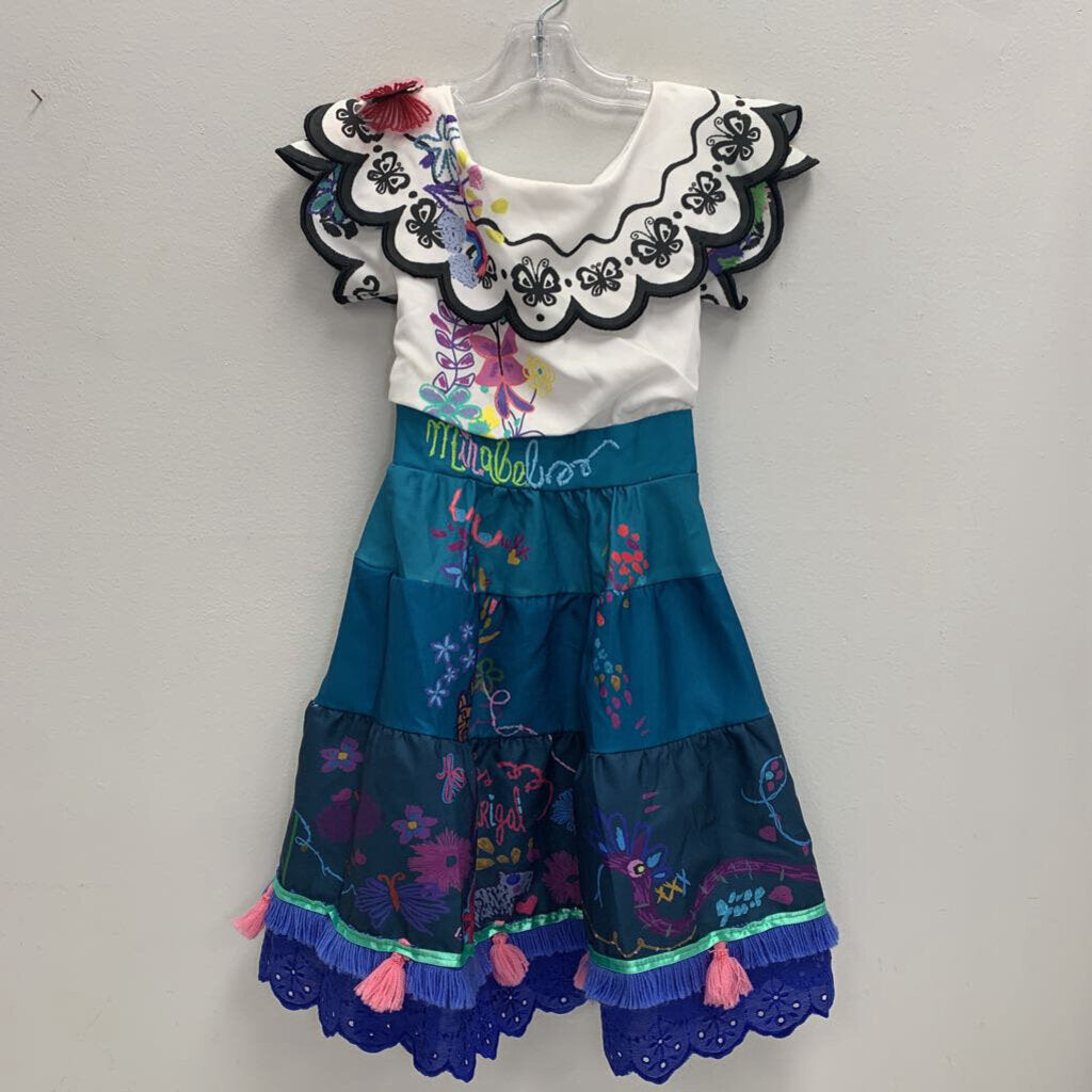 4: Encanto Mirabel