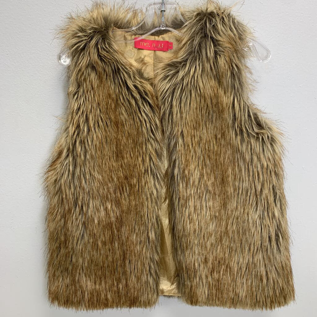 7/8: Faux Fur Vest