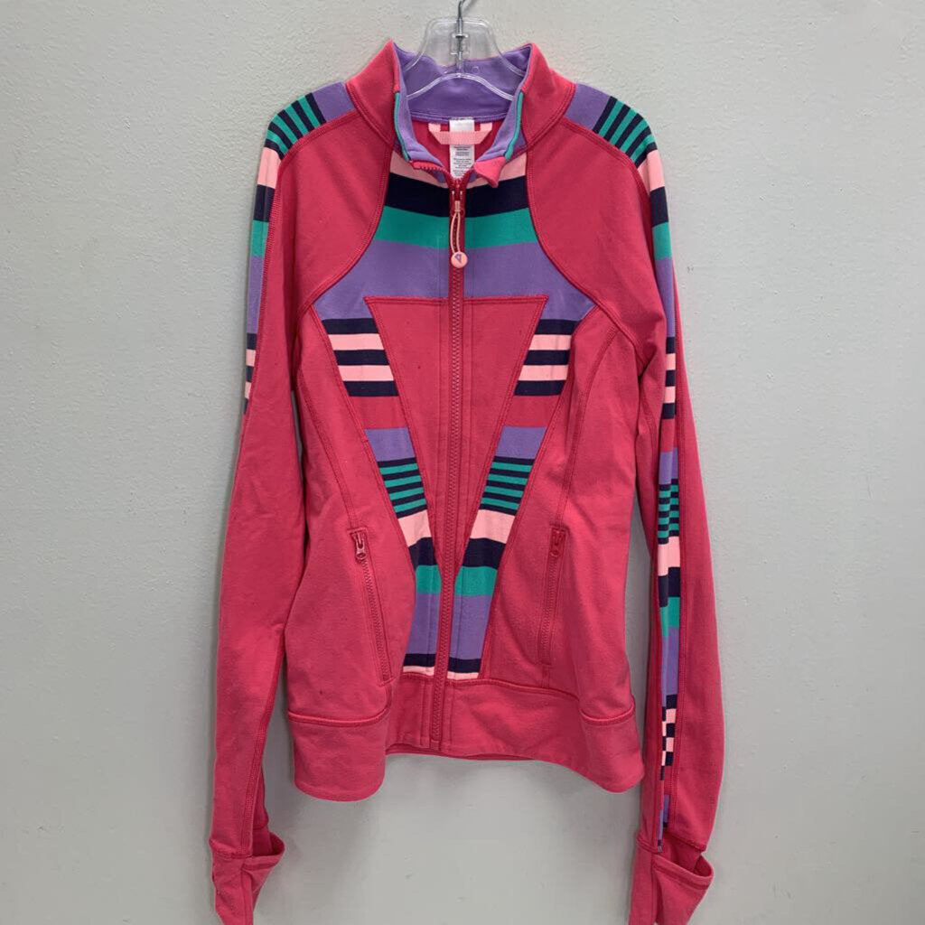 12: Full Zip Thumbhold Jacket