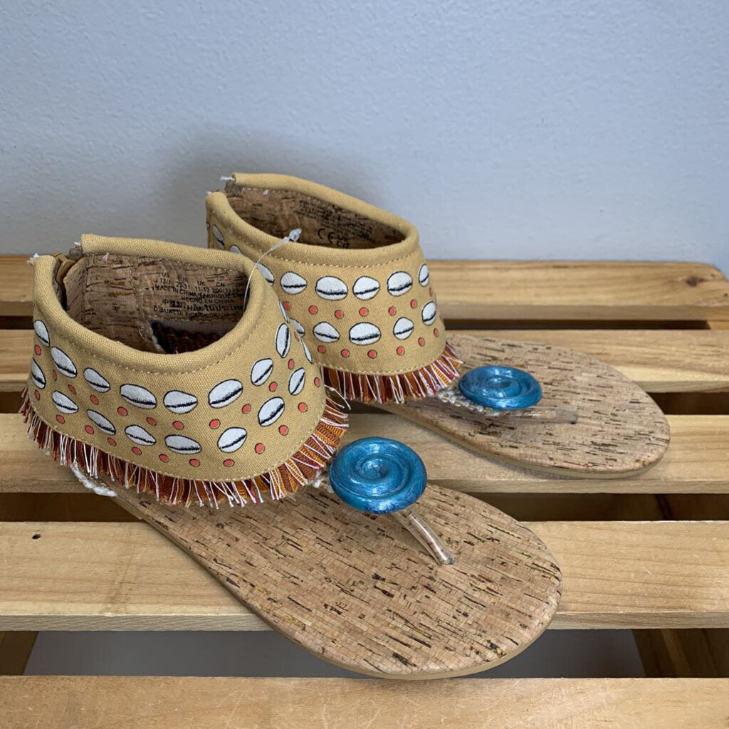 13/1: Moana Sandals NWOT