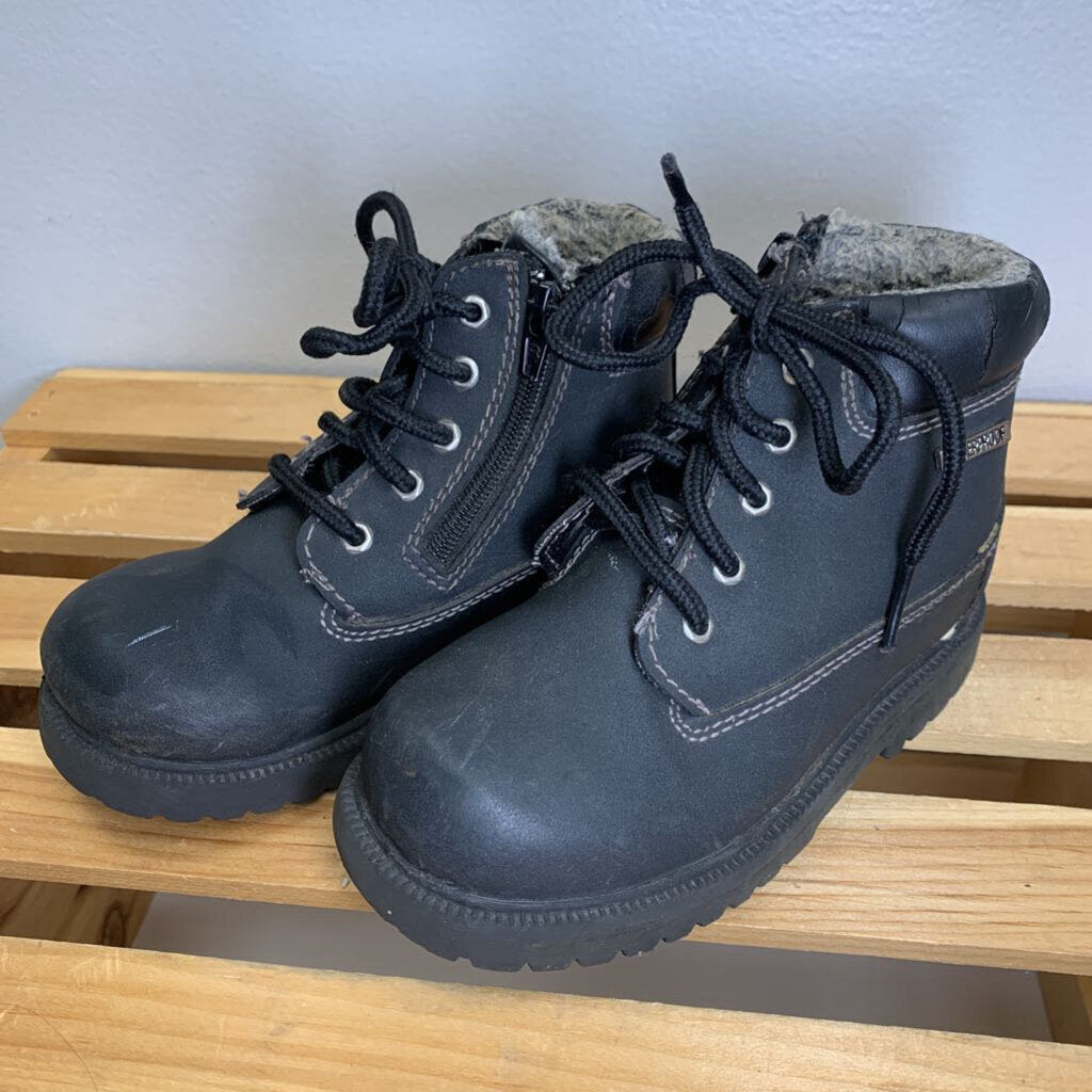 10: Waterproof Fleece Lined Boots