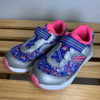9.5W: Ride 10 Jr. Sneaker