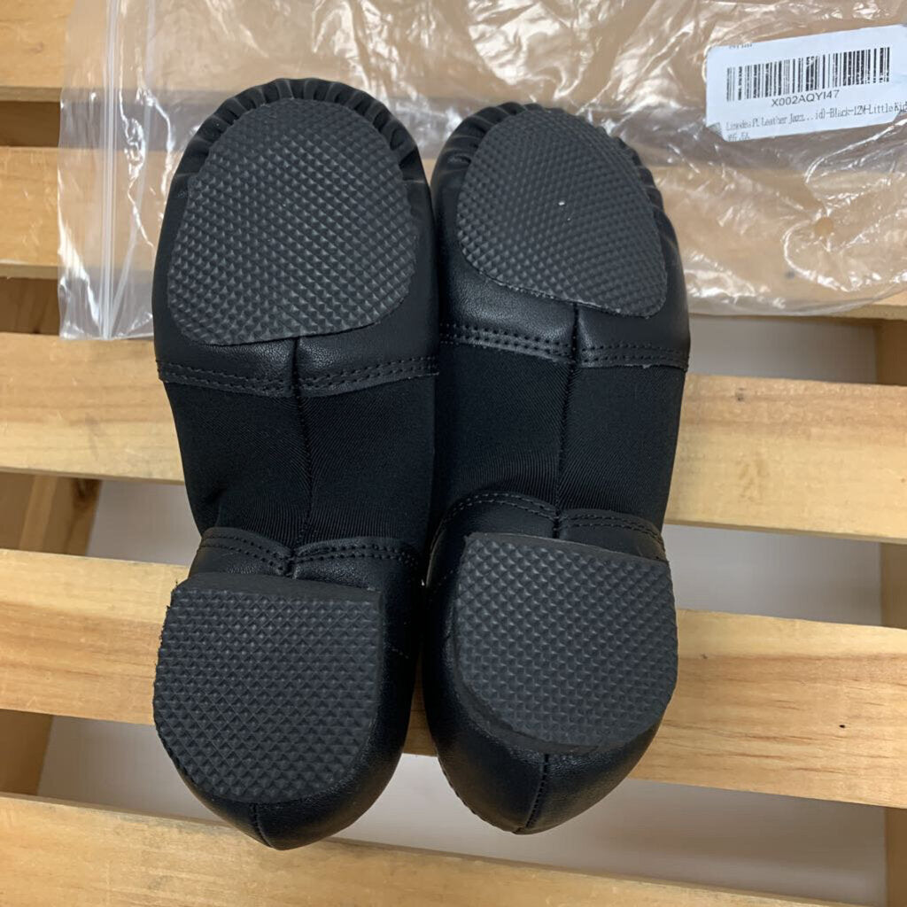 12: Slip-On Jazz Shoes NWT