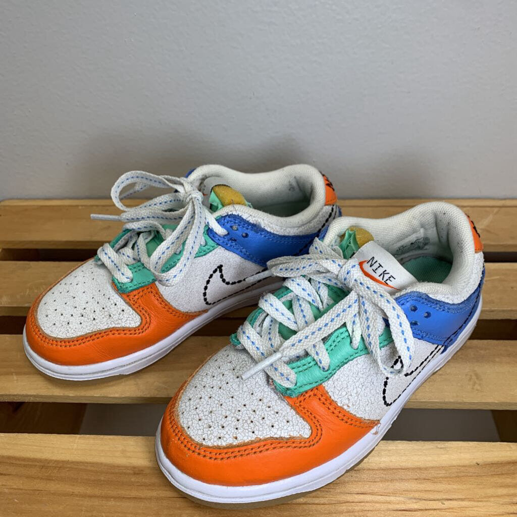 11.5: Pre-School Dunk Low 101 Sneakers