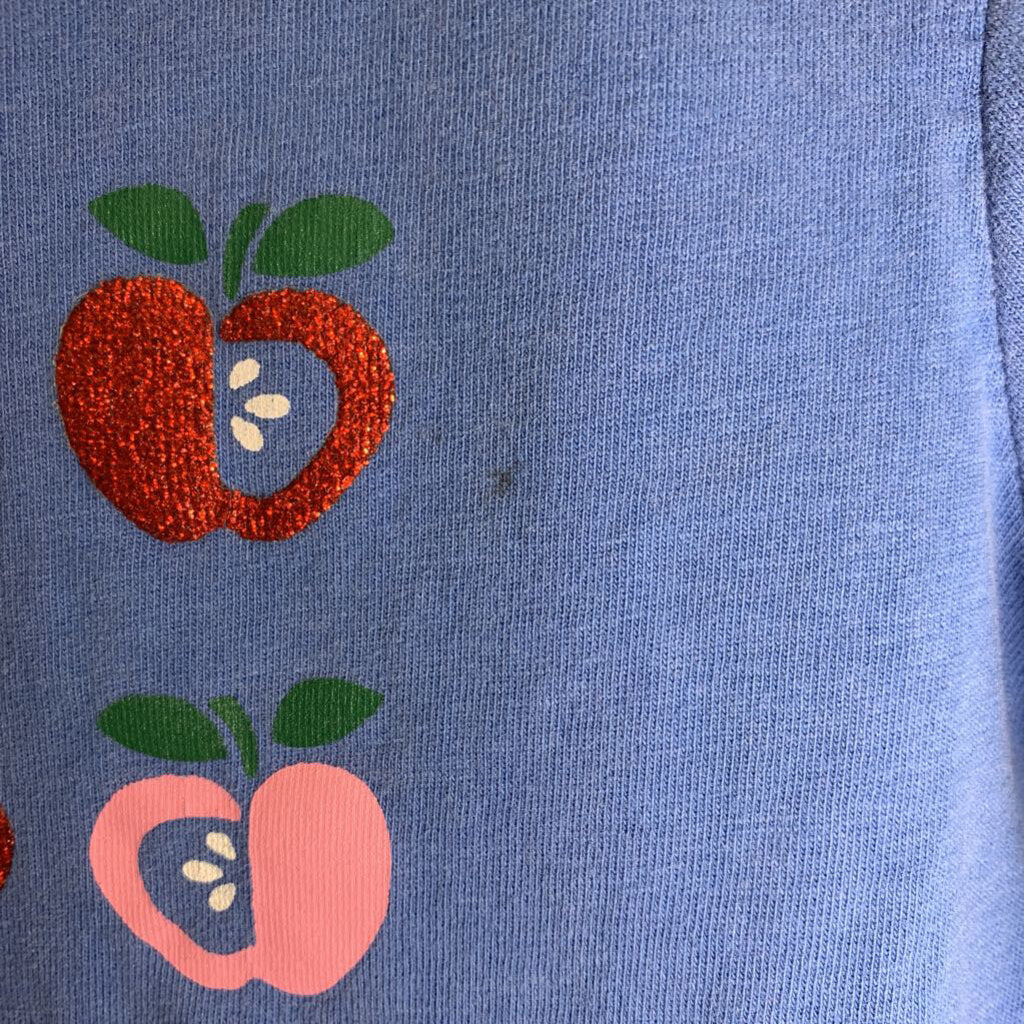 5: Graphic T- Shirt - Apples AS IS