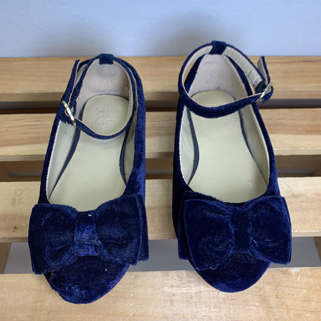 7: Velvet Bow Ballet Flats