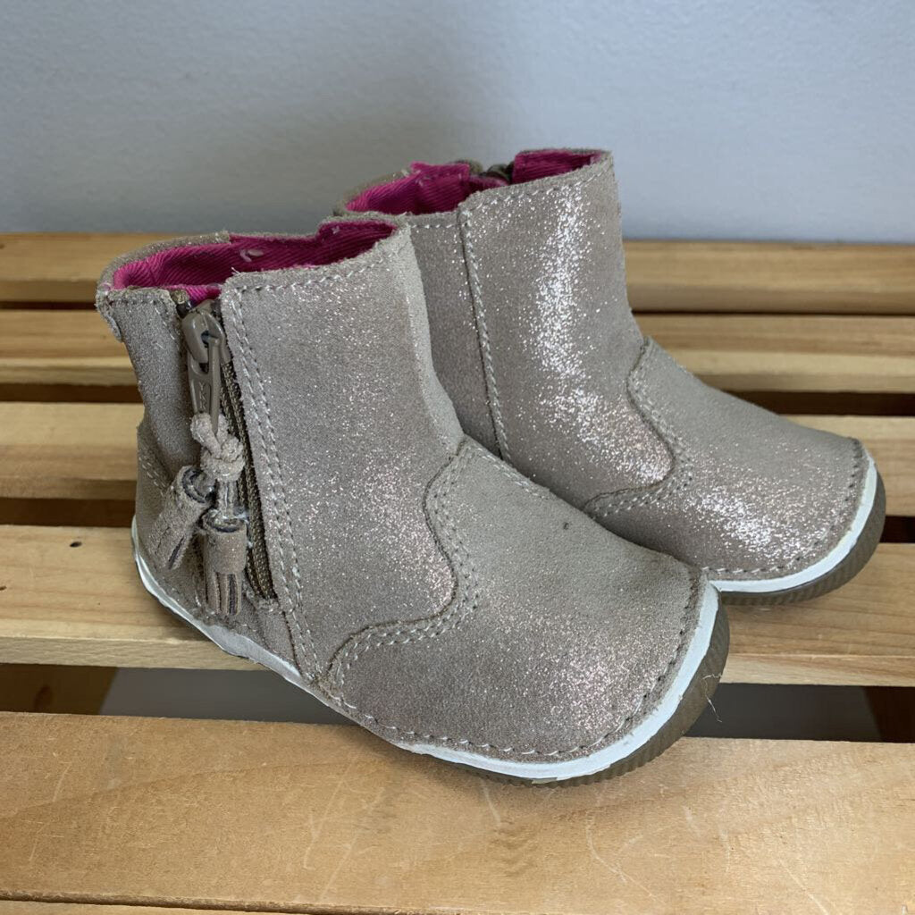 5W: Zoe Booties