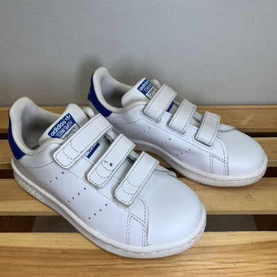 12: Stan Smith Classic Sneakers