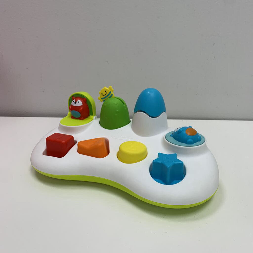 Explore & More Pop Up Toy
