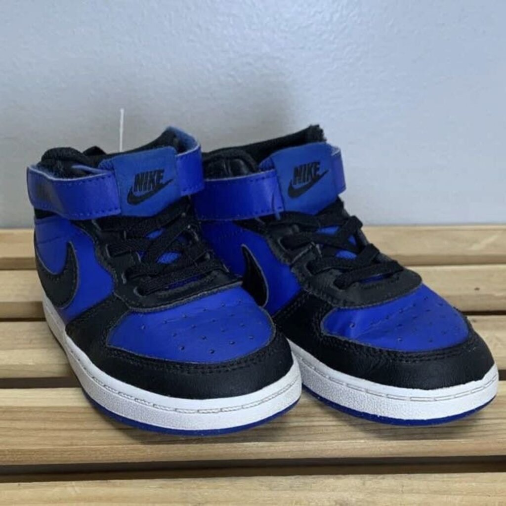 8: Jordan 1 Mid (TD) Sneakers