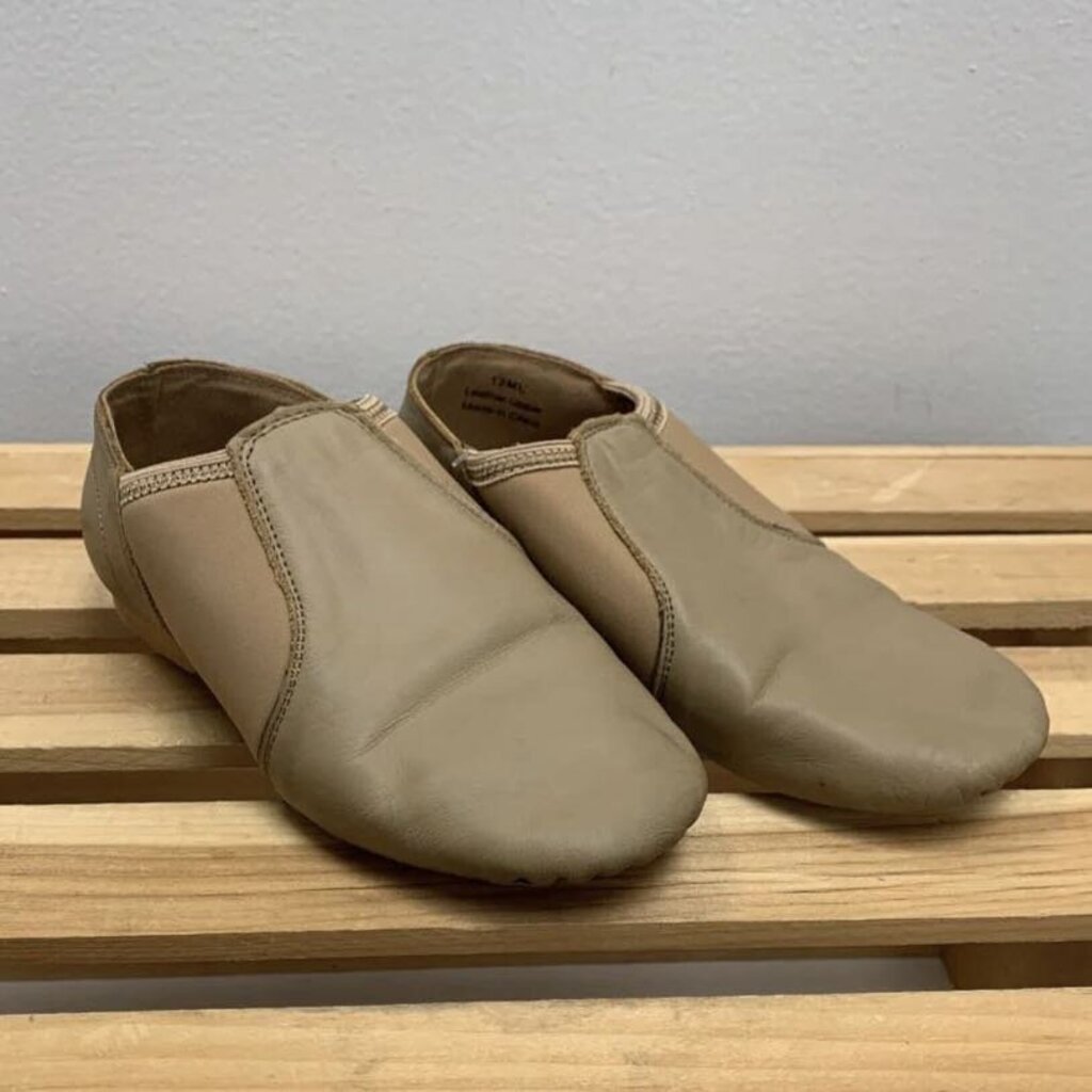 13: Jazz Shoes