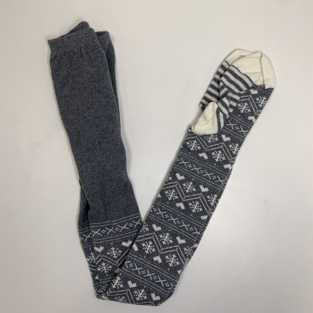 8-10: Knit Tights - Heart & Snowflacts