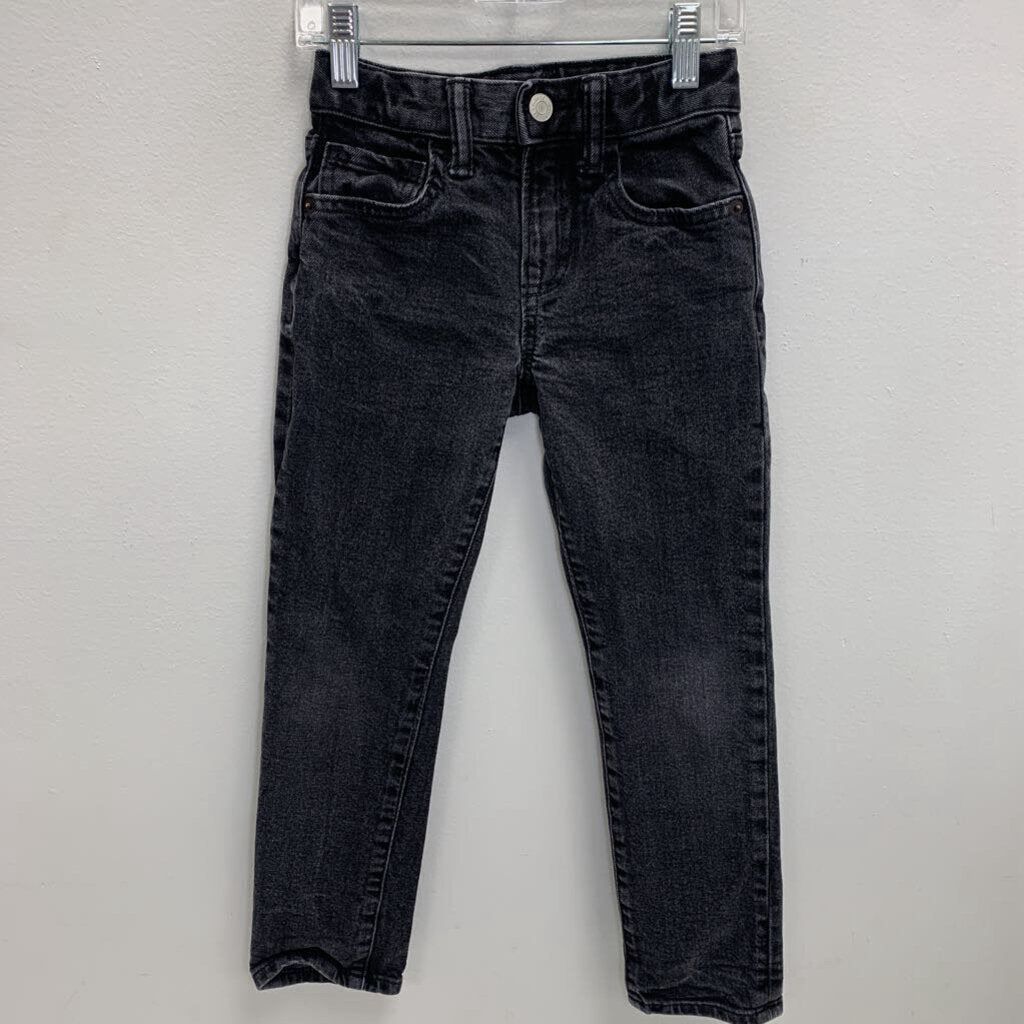 7: Slim Denim Pants