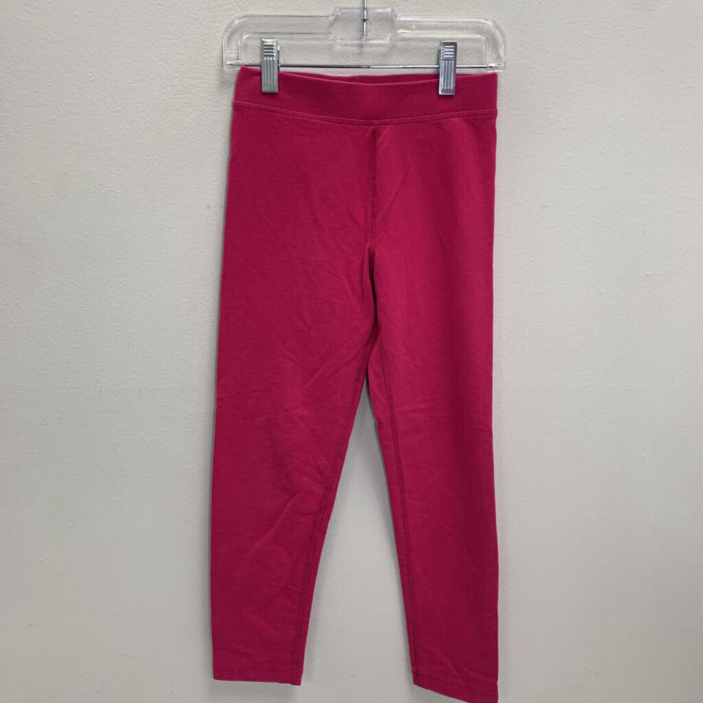 8: Leggings