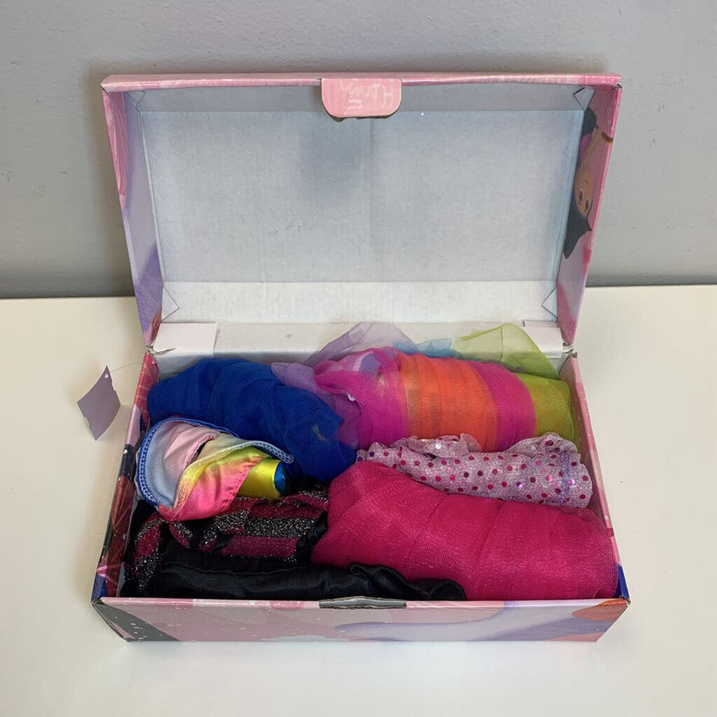 Little Girls Dress-Up Trunk
