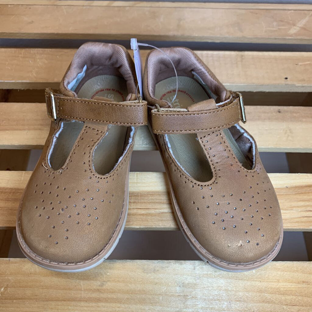 6.5W: Nell T Strap Mary Janes