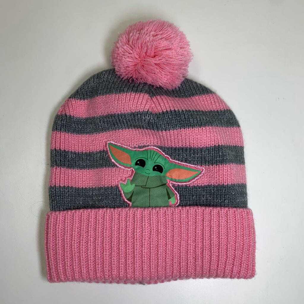8: Knit Hat - Baby Yoda