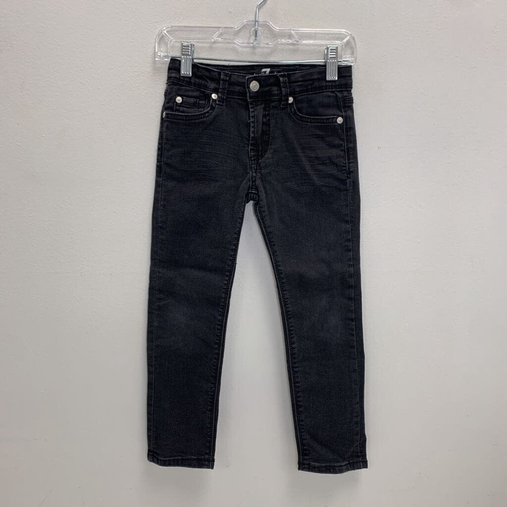6: Slimmy Jeans