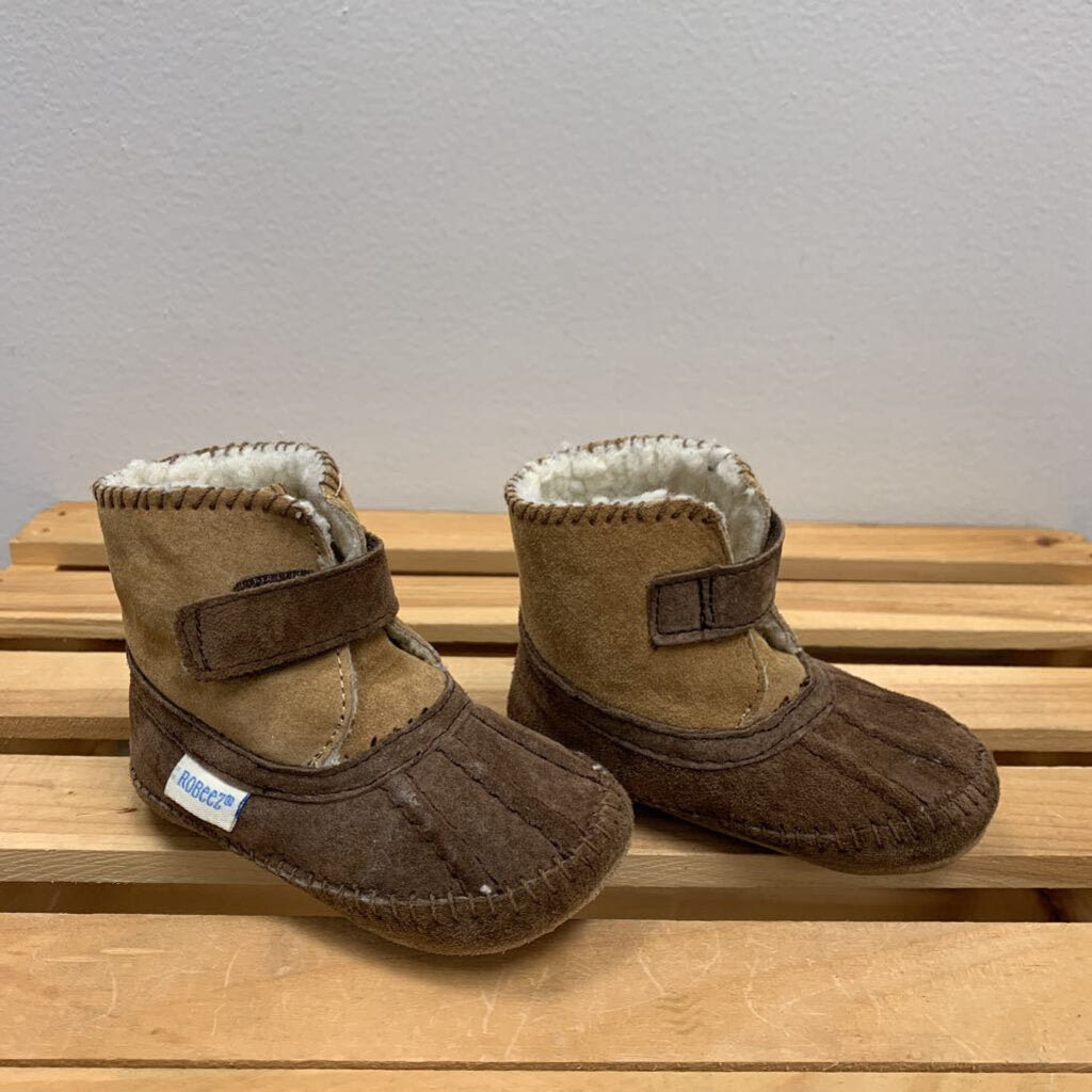 6-12M: Cozy Boots - Soft Soles