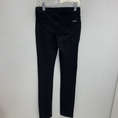 8: Skinny Stretch Pants
