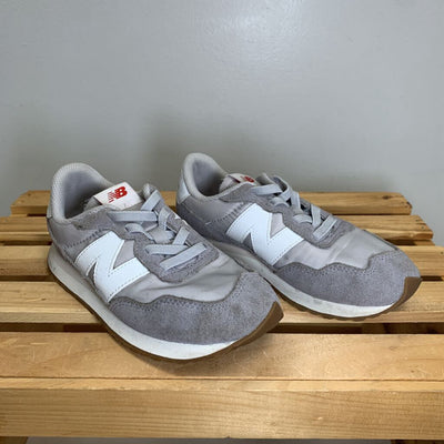 2: 237v1 Marblehead Sneakers