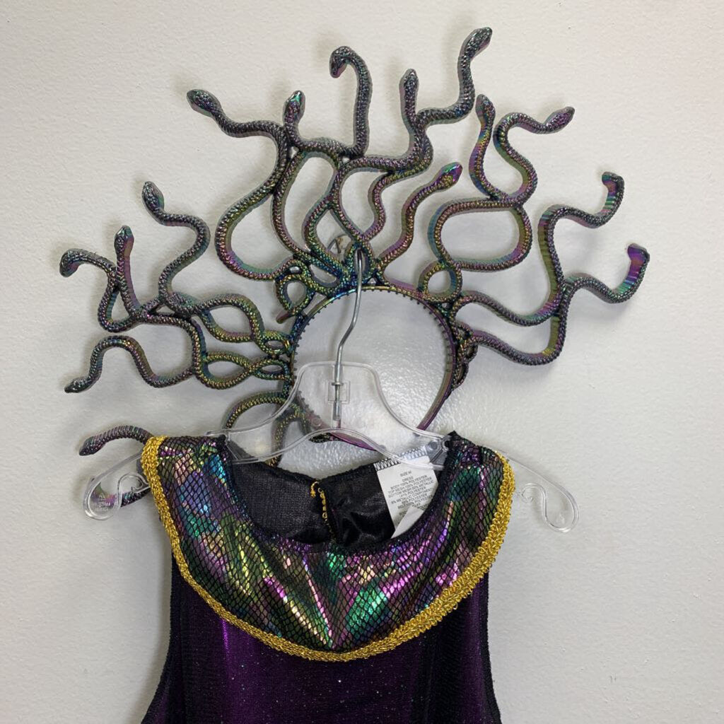 8-9: Medusa (Size Medium)