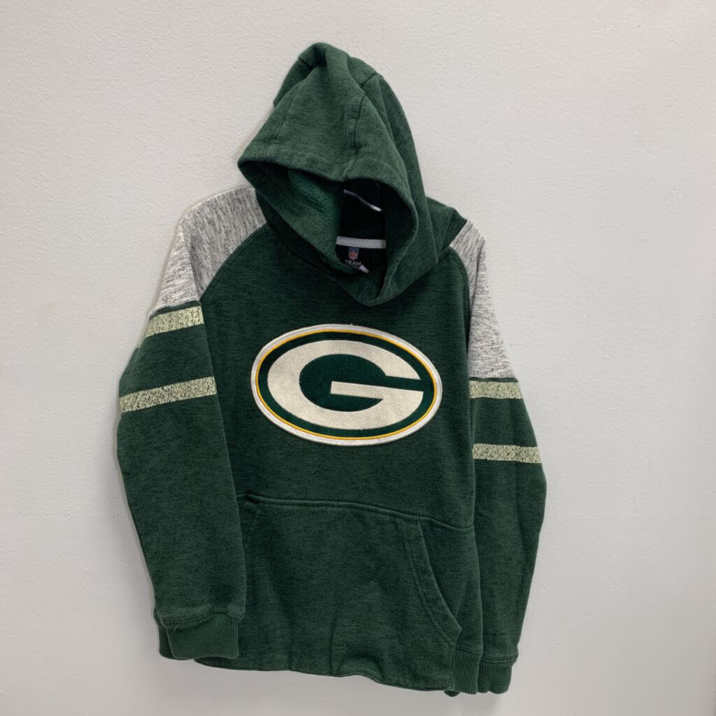 8: Green Bay Packers Hooded Sweatshirt