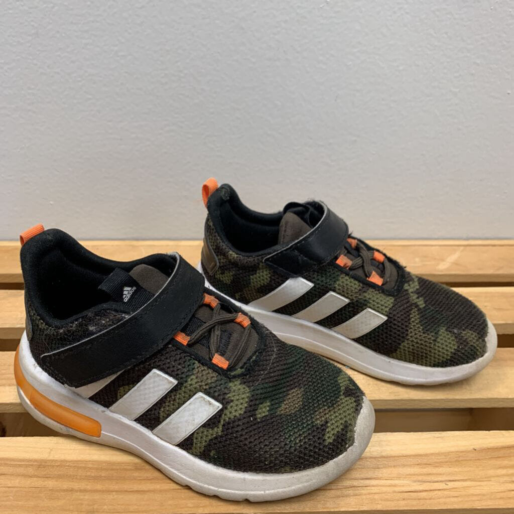 9: Racer TR23 Sneakers - Camo