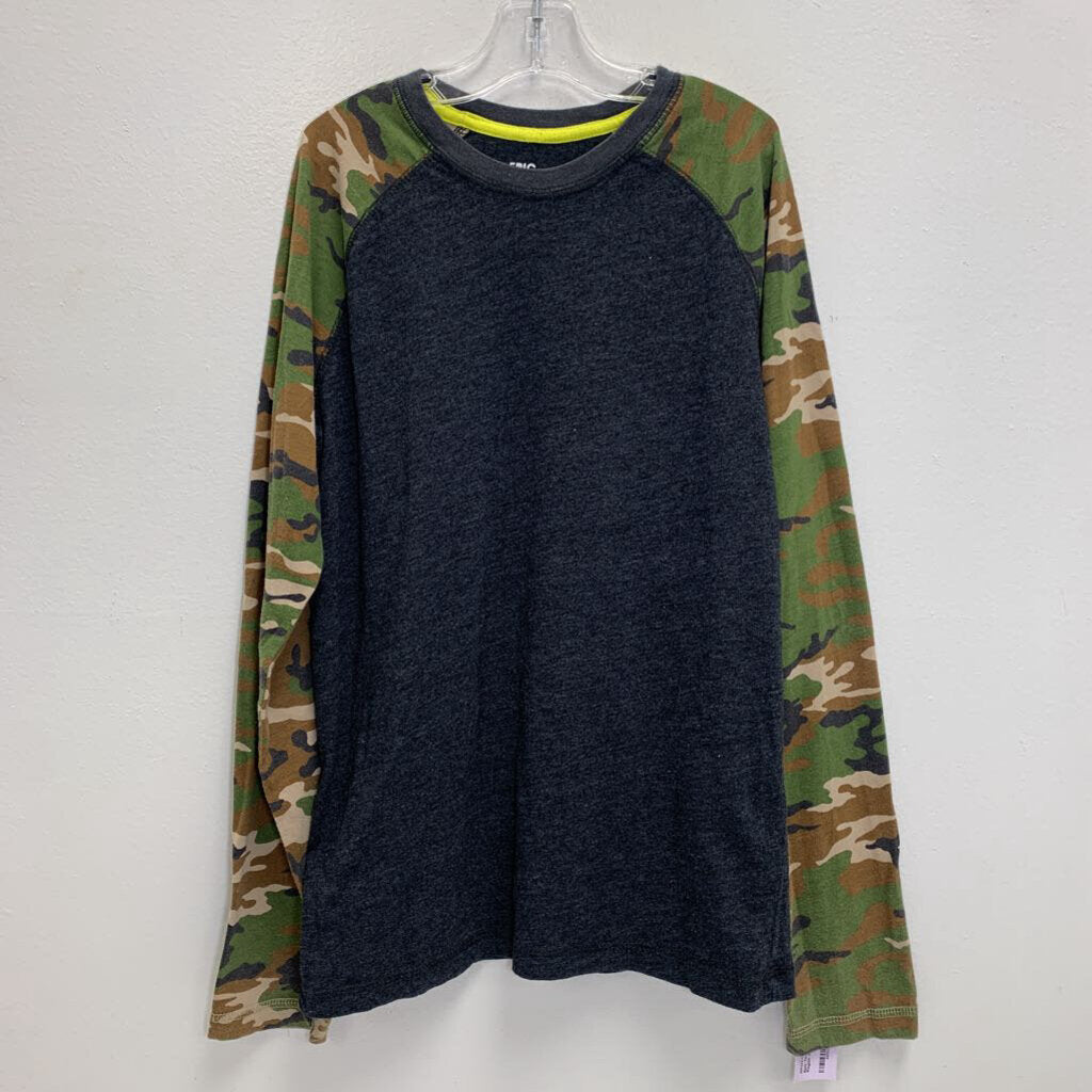 10-12: Camo Raglan Sleeve T-Shirt