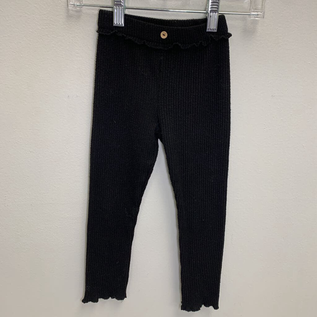 3-4: Ribbed Knit Leggings