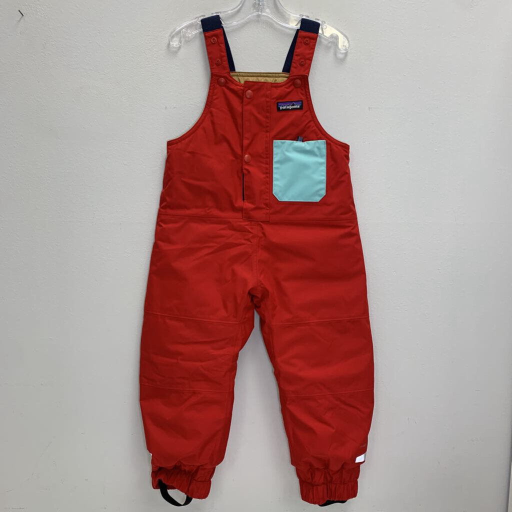 2T: Baby Snow Pile Bibs