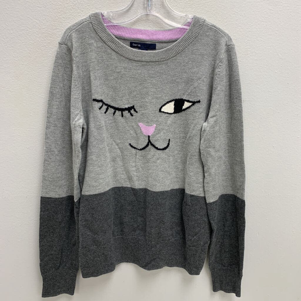 10: Knit Sweater - Winky Cat