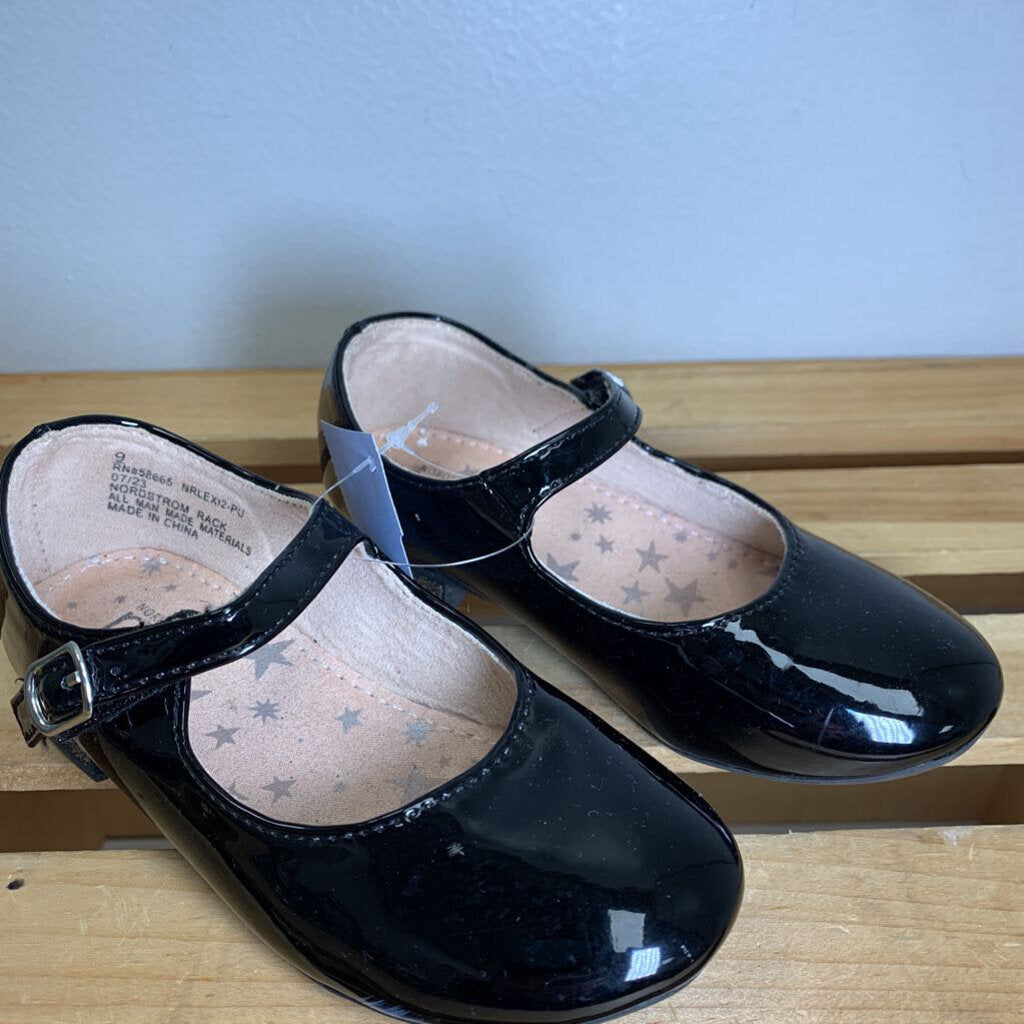 9: Mary Janes - Glitter Heel