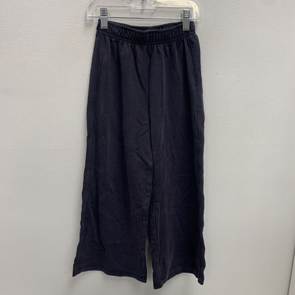 8: Wide Leg Pull On Pants
