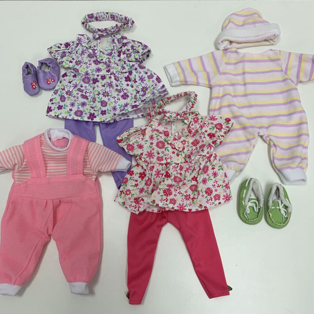 4 Sets of Doll Clothes & Shoes