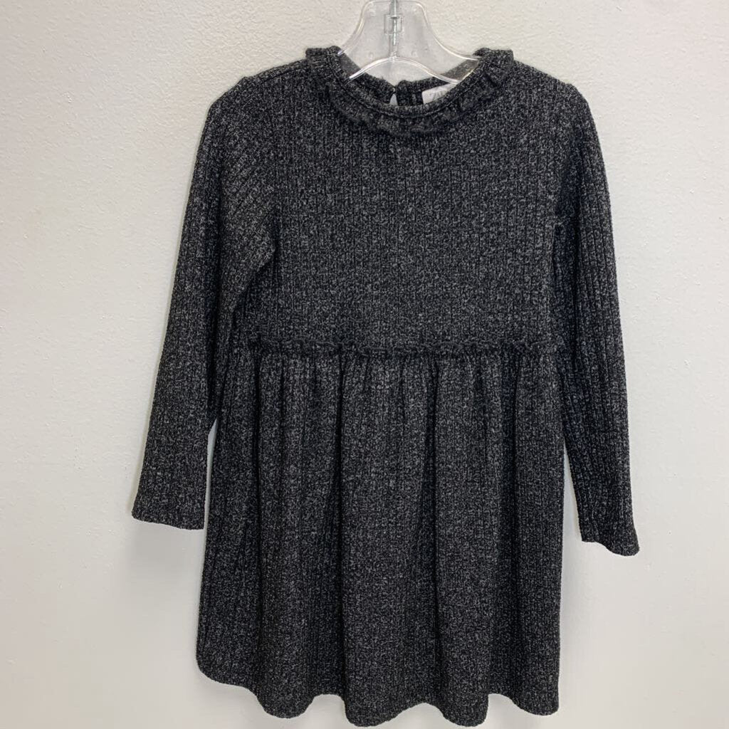 4-5: Ruffled Ribbed Knit Dress