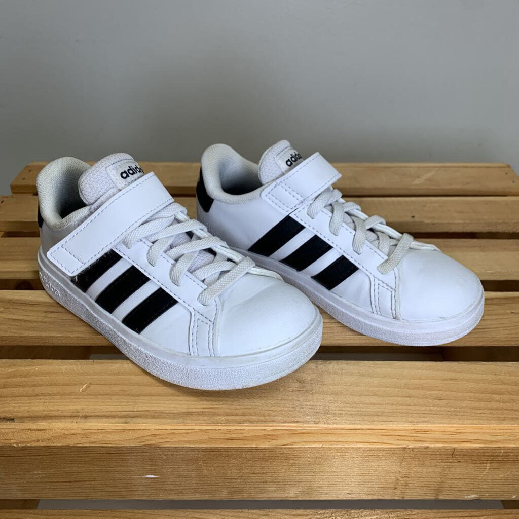 10.5: Grand Court 2.0 Sneakers