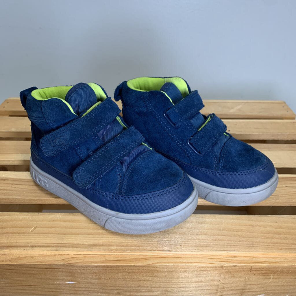 9: Rennon II Sneaker Boots